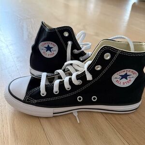 NWT Converse Chuck Taylor All Star High-Tops | Black | Youth Size 3 or Women 5